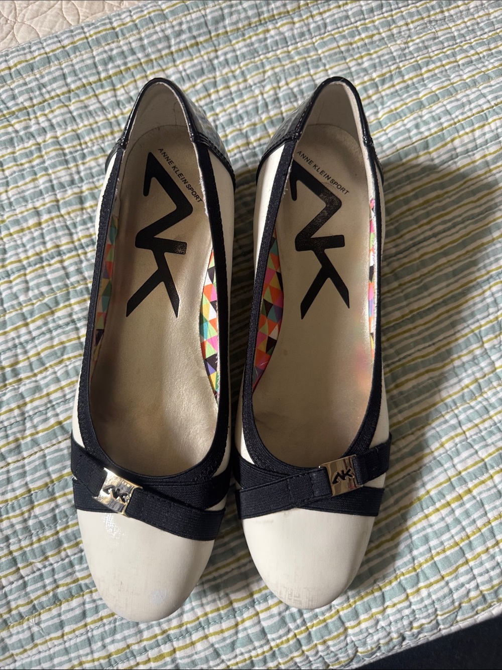 Anne Klein White and Black Round-Toe Ballet Flats with AK Logo Accent